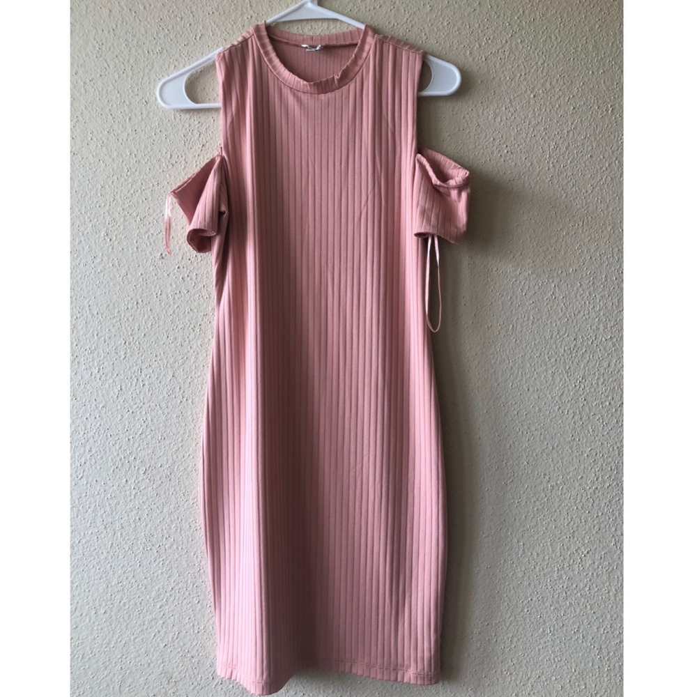 Guess off-shoulder midi dress